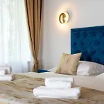 Luxury Floramye Split