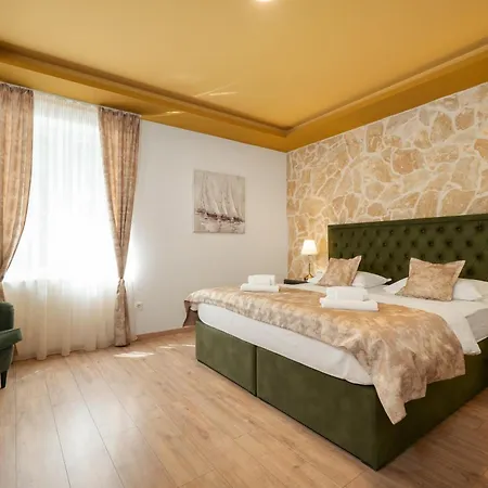 Luxury Floramye Guest house 4*