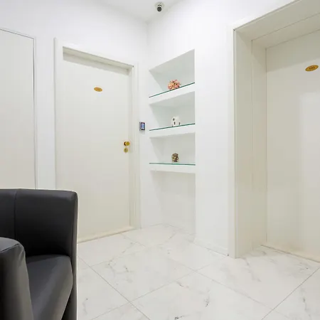 Πανσιόν Luxury Floramye (adults Only)